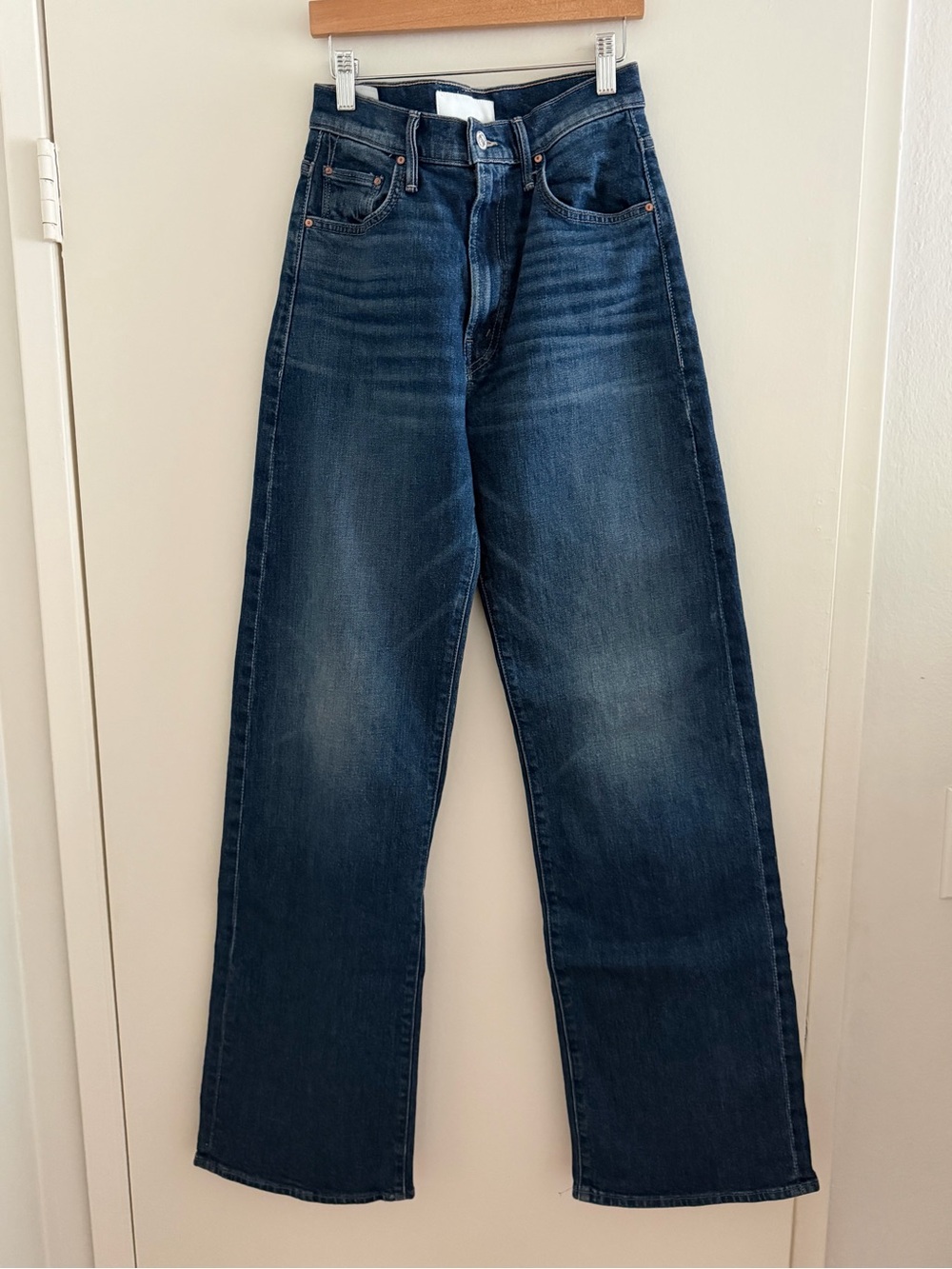 MOTHER The Lasso Heel Wide Leg Jeans “Let’s Wine About It” Size 27